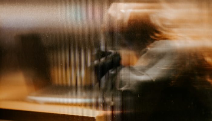 claudio-schwarz-Exb9Oi0i1HA-unsplash