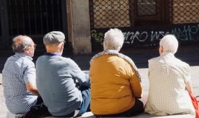 beth-macdonald-cAZKcDUEf1k-unsplash