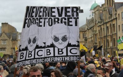 christopher-john-UthBf9fUnF0-unsplash