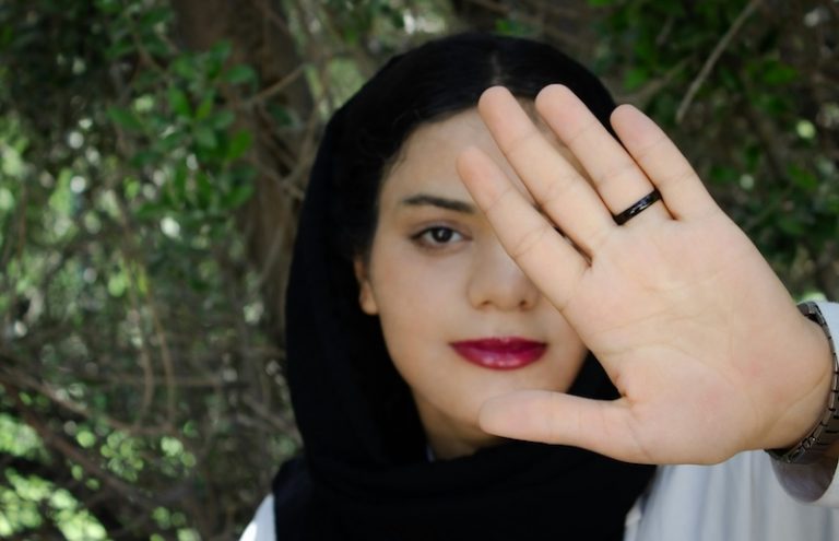 elham-abdi-N-NggbFT1pU-unsplash