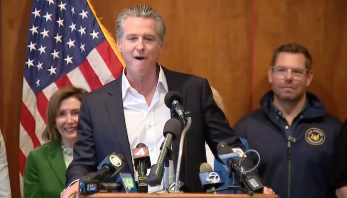 FireShot Capture 203 – (22) LIVE