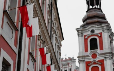 egor-komarov-GMusb-Tnn3s-unsplash