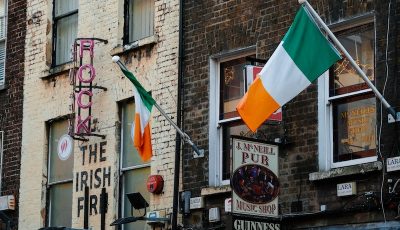 mathias-reding-zeUTomPM7HM-unsplash