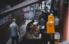 michael-lee-nfFrhLKePzk-unsplash