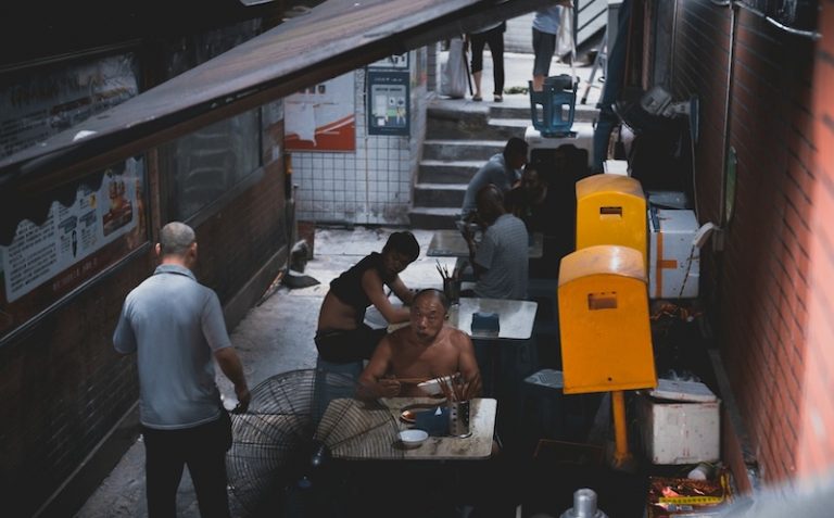 michael-lee-nfFrhLKePzk-unsplash