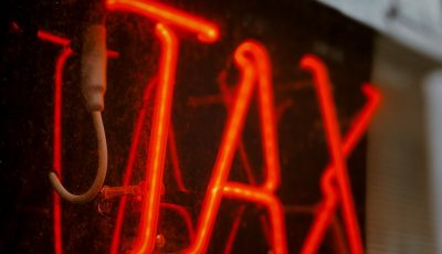 jon-tyson-qAQsVsSxp_w-unsplash