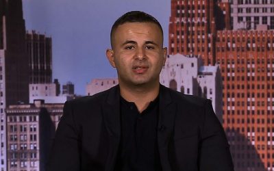 kromer professor pod maskoi