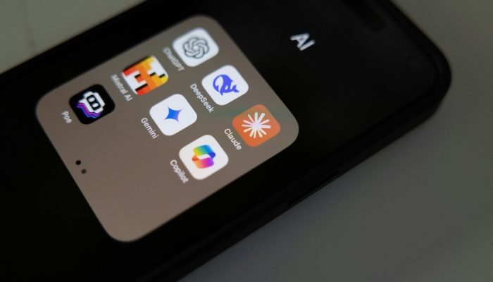 solen-feyissa-zQvPAtGxQh0-unsplash