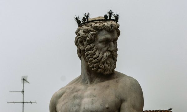 bogdan-nanescu-VwD0XXU07rc-unsplash