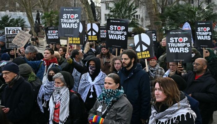 licemerie zapadnyx plakalschikov