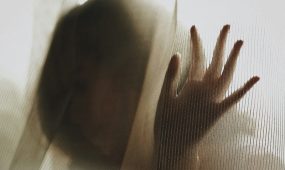 claudia-soraya-3m15w5sirVs-unsplash