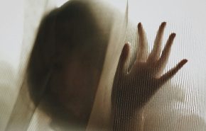 claudia-soraya-3m15w5sirVs-unsplash