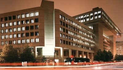 FBI_Headquarters_at_night-1200×675