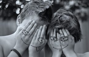 lora-moore-kakaletris-K0lyROlsQ9Q-unsplash