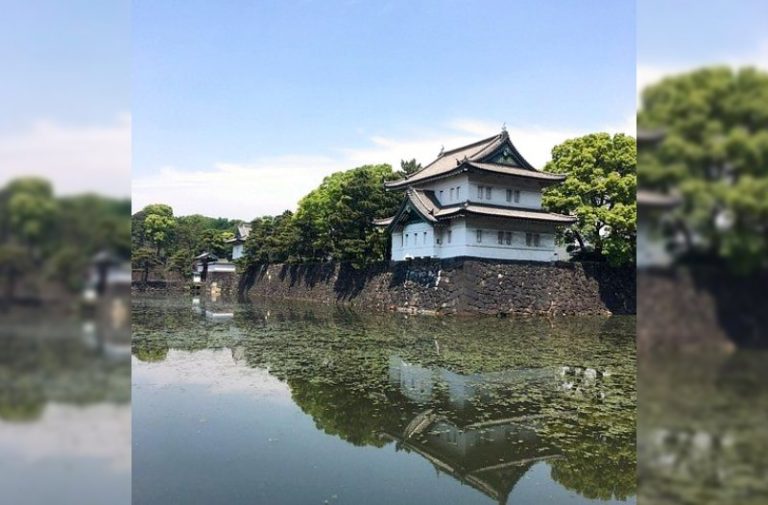moatbytheimppalace