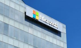 sam-torres-7j-PBAMqAtI-unsplash