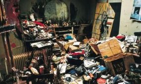 ya umru s kistu in hand