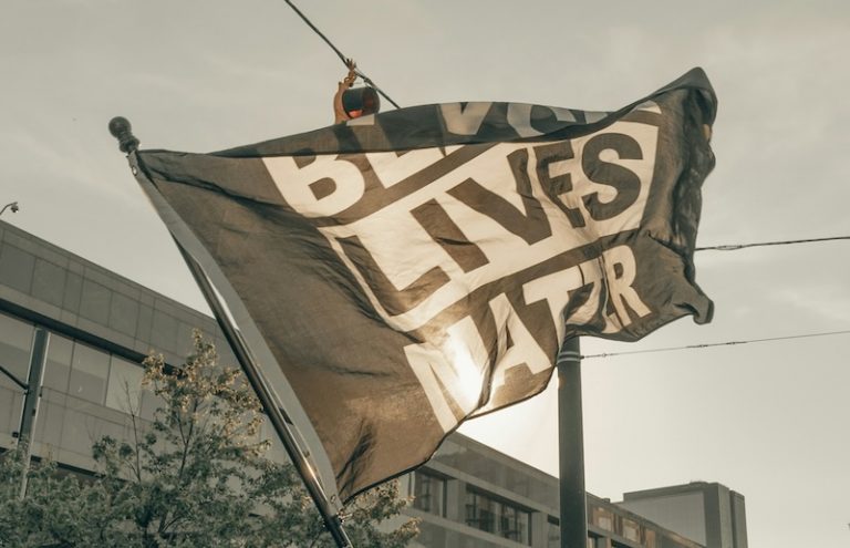 clay-banks-T-HIsS8qymA-unsplash