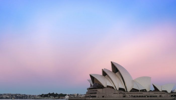 jess-maybury-cKuTvbH36tw-unsplash