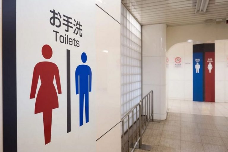 toilets_japan