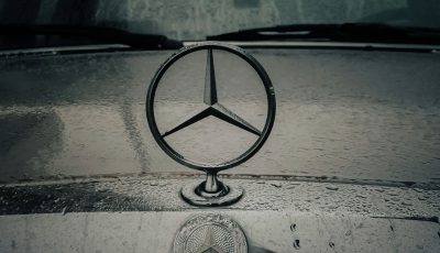 Mercedes at 01.59.44 (1)