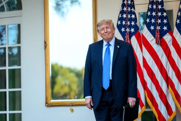 TrumpWH5a